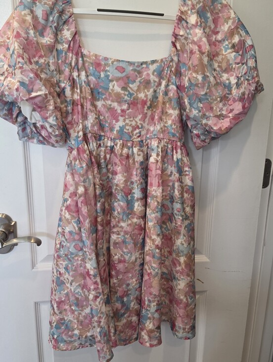 entro Dresses & Skirts - ENTRO Floral Puff Sleeve Square Neck Dress Medium